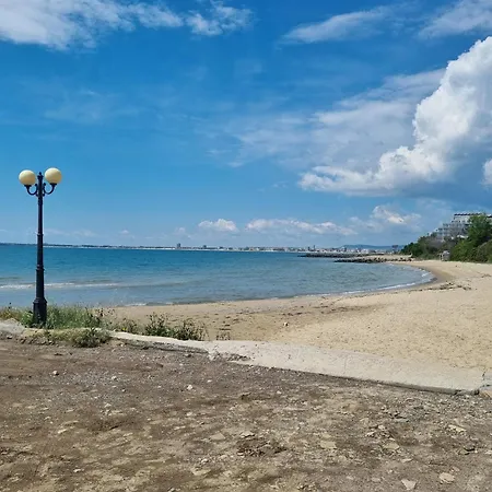 морски бряг Свети Влас